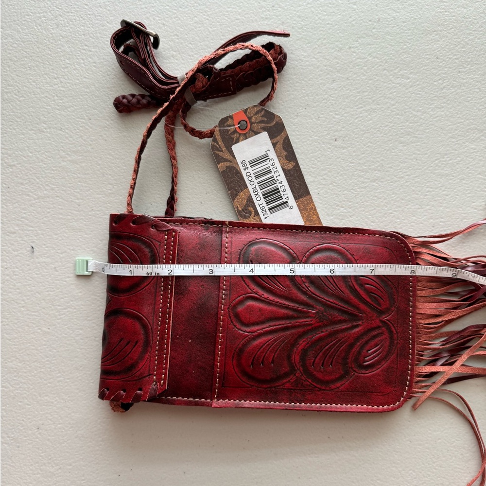 Leaders In Leather Bag - Crossbody - Essential Tooled LEATHER Bag - Picture 3 of 12